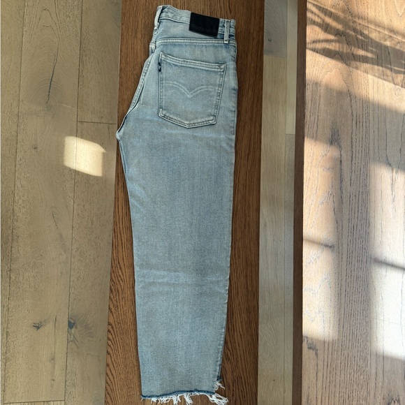 Levi's Women's Ankle & Cropped Jeans - Light Blue - Picture 5 of 5